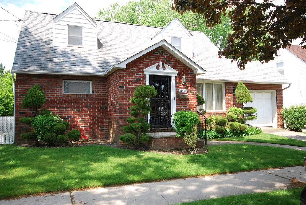 What it's like living in Howard Beach, Queens Housing, pricing